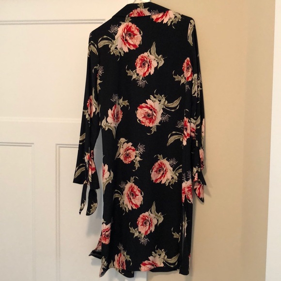 Duster - Picture 2 of 3